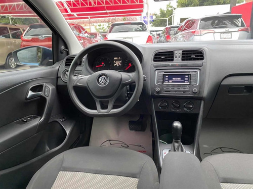 Imagen 13 de 14 de Volkswagen Vento 2019 1.6 Confortline At