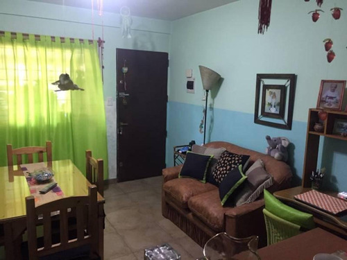 Imagen 8 de 17 de En Venta Departamento 2 Ambientes En Planta Baja Con Cochera