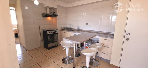 Departamento En Venta De 2 Dorm. En Concepción