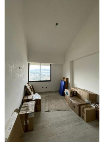 En Venta Apto 280 Mts Con Terraza Las Mesetas De Santa Rosa