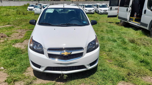 Imagen 9 de 15 de Chevrolet Aveo 2018 1.6 Ls Mt