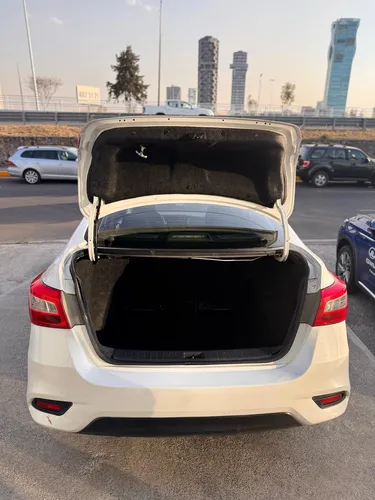 Nissan Sentra 1.8 Sense Mt
