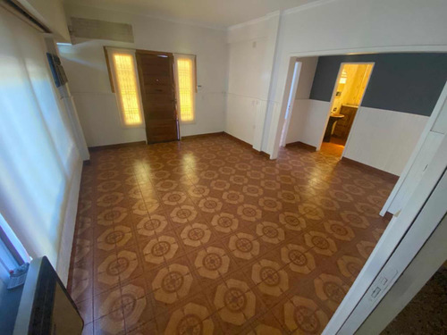 Dueño Vende - Casa En Venta, 3 Ambientes
