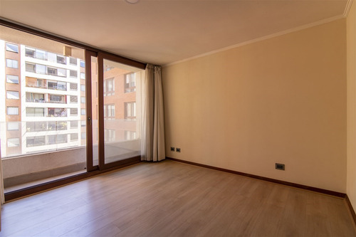 Depto En Arriendo De 1 Dorm. En Las Condes C/ La Dehesa !