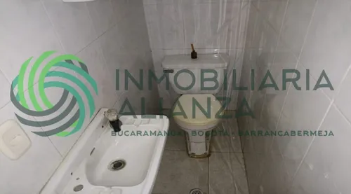 Casa En Venta En Paseo Del Puente. Cod V61679