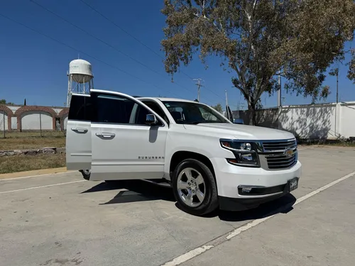 Chevrolet Suburban 5.4 Premier Piel 4x4 At