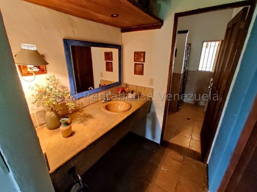 Jip 25-13616. Rent-a-house Vende Espectacular Casa De Campo De 5800 Mts2, 4 Habitaciones, 4 Salas De Baños, Vigilancia Privada. Hacienda Loma Brisa, La Victoria