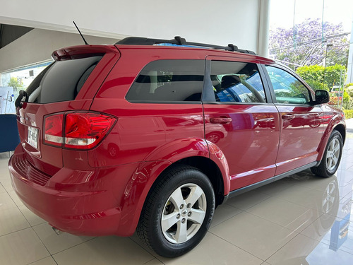 Dodge Journey 2.4 Se 7 Pasajeros At