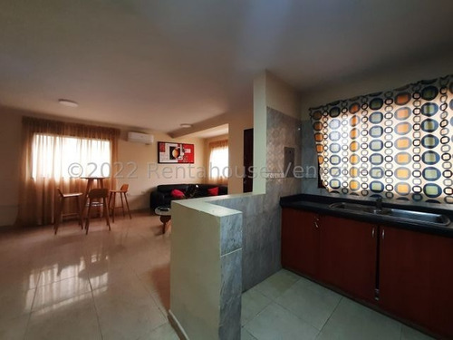 Imagen 7 de 16 de 23-11246 Amplio Y Hermoso Townhouse En Venta San Juan De Los Morros Gbf