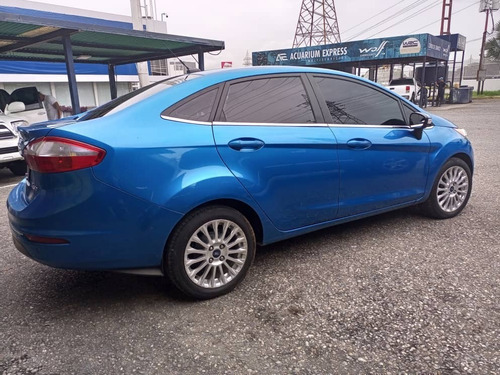 Imagen 4 de 15 de Ford Fiesta Titanium