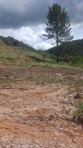 Vende-se Terreno Para Construir De Sítio Ou Chácara