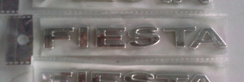 Emblema Letras Cromadas Ford Fiesta 2011 2012 2013 Move