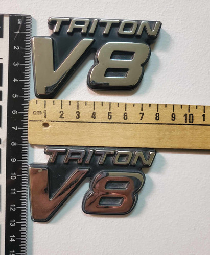 Emblemas Ford Triton V8 # 1306