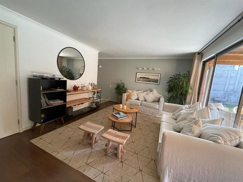 Casa En Arriendo En Lo Barnechea