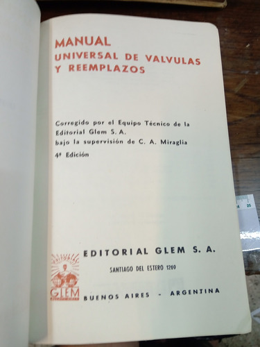 Imagen 2 de 2 de Manual Universal De Válvulas Y Reemplazos Glem 1970