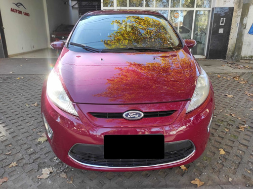 Imagen 4 de 8 de Ford Fiesta Kinetic Design 2011 1.6 Design 120cv Titanium