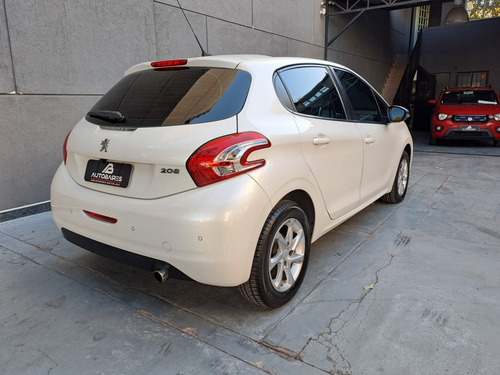 Peugeot 208 1.6 Allure Nav Tiptronic