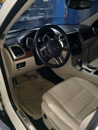 Imagen 8 de 16 de Jeep Grand Cherokee