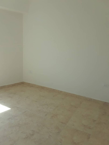 Imagen 13 de 14 de Apartamento En Venta Urb. El Milagros 0412-8887550