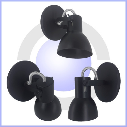 Luz De Parede Arandela Direcionavel Para Lâmpada Led Bulbo Cor Preto 110v/220v