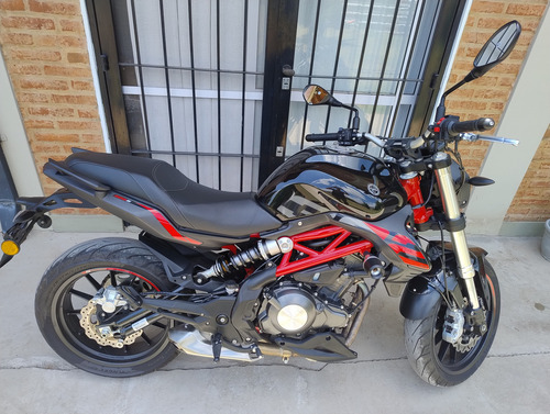 Vendo Mi Benelli 302s, 2022 Bicilíndrica! Excelente Estado.