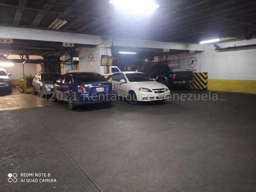 Imagen 12 de 12 de Local En Alquiler Parroquia La Candelaria 22-10028 Renta House Los Samanes