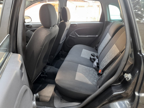 Imagem 4 de 15 de Ford Fiesta 1.0 Hb 2011 Excelente Estado Sem Entrada