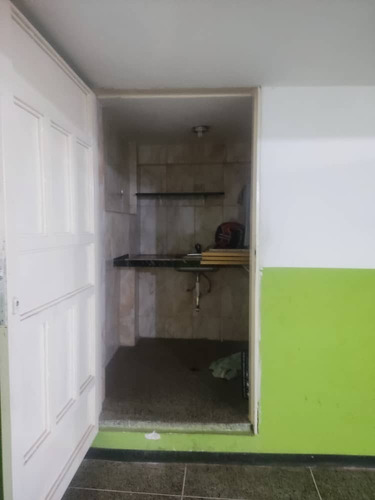 Pgm Bienes Raíces Vende Edificio Comercial / Industrial / Deposito