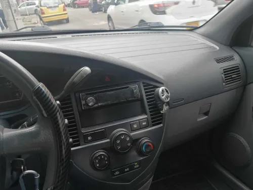 Kia Carens 2.0 Lx 7 Cool