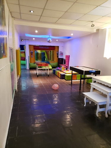 Imagen 8 de 17 de Fondo De Comercio Bar / Salón Fiestas/ Eventos/caba