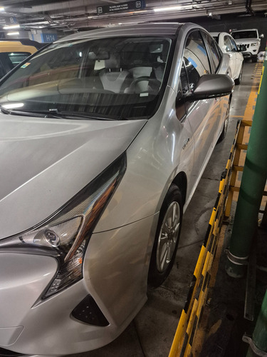 Toyota Prius 1.8 Premium Cvt