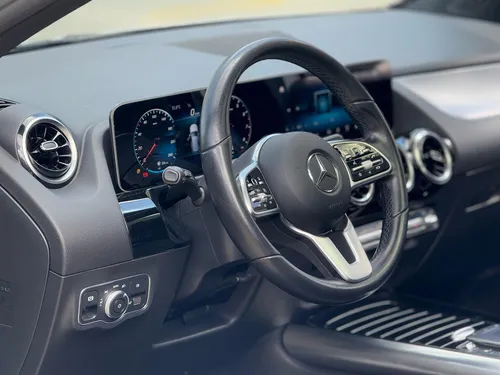 Mercedes Benz B200 Modelo: 2021 Recorrido: 27.000 Km 1.3 Tu