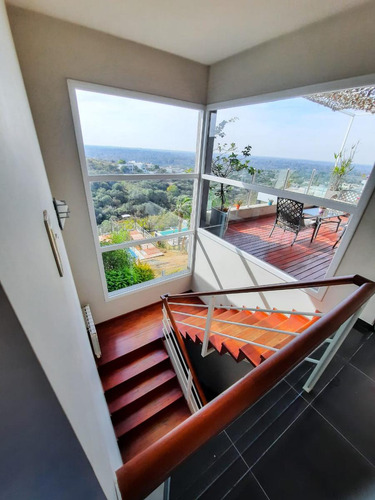 Vendo Espectacular Casa En Country Cinco Lomas 9 Ambientes. Inigualable