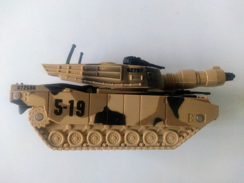 Tanque Matchbox Mission Bravo 1998