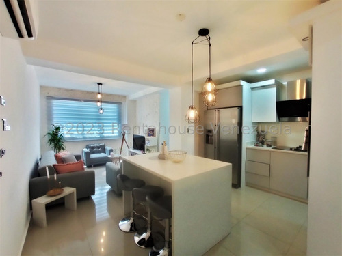 Moderno Apartamento En Venta Concepto Amerciano Remodelado Conjunto Privado Las Carolinas Turmero Vigilancia Pozo Estef 24-3492