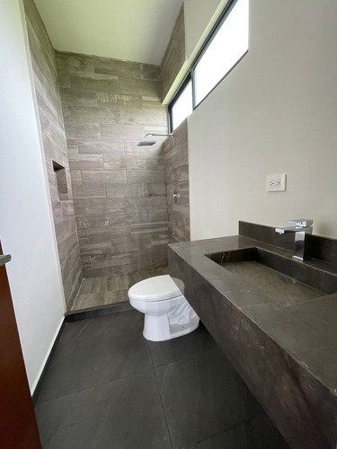 Imagen 7 de 17 de Departamento Tipo Townhouse En Saro Temozon Norte