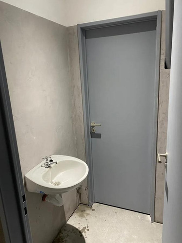 Imagen 5 de 14 de Excelente Galpón En Alquiler - Predio Cerrado Con Seguridad Y Servicios