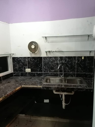 Imagen 4 de 8 de Local Comercial En Venta, Ubicado En C.c Biblos Center, Unare Ii, Puerto Ordaz