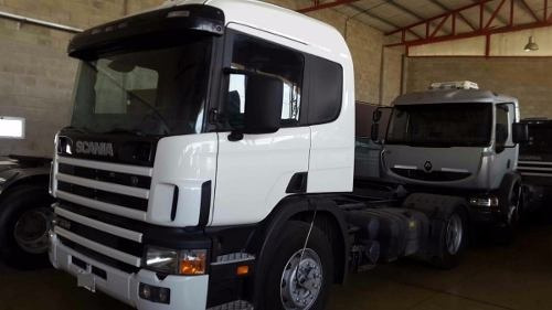 Scania R 114 330 4x2 Año 2003.
