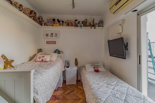 Excelente Semipiso De 4 Ambientes Reciclado En Venta | Acepta Permuta