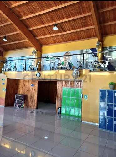 Oportunidad En Arriendo! Centro Villarrica En Sector Come...