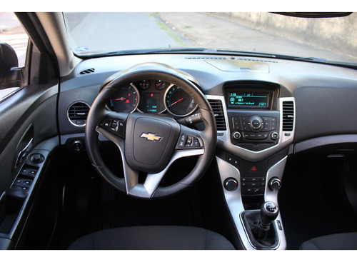 Chevrolet Cruze 1.8 LT 16V FLEX 4P MANUAL
