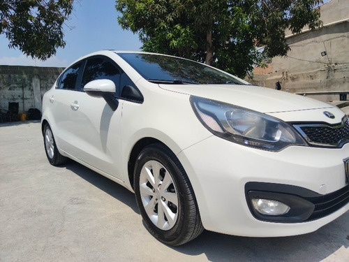 Kia Rio 2014 1.4 4 P