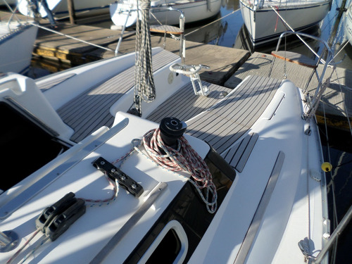 Imagen 2 de 10 de Velero Bramador Nova