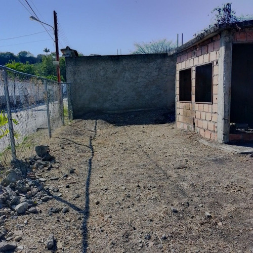 Imagen 5 de 15 de ¡venta! Lote De Terreno Con Bienhechuría En Charallave