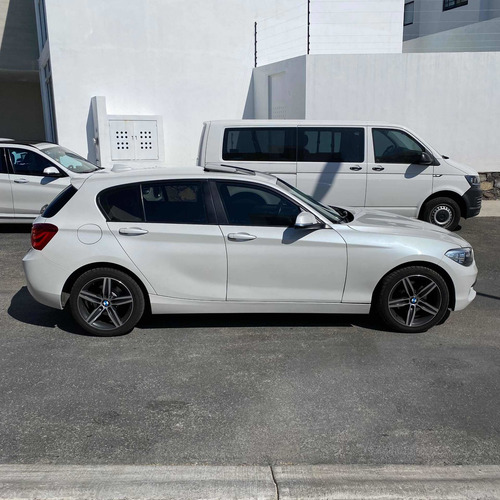 Imagen 3 de 9 de Bmw Serie 1 1.6 5p 120ia At 2016