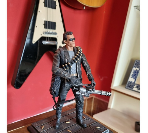 Boneco O Exterminador Do Futuro Terminator - Guns N Roses