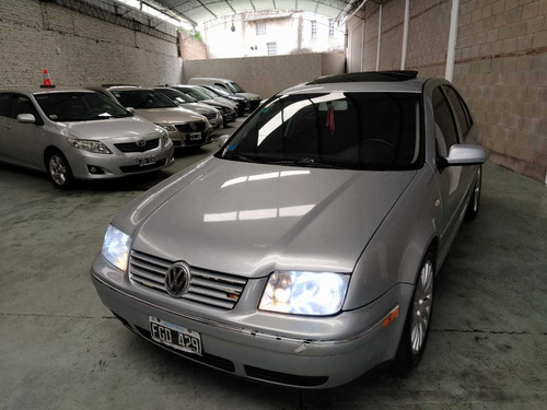 Volkswagen Bora 1.8 T Highline Tiptr Cu 2005