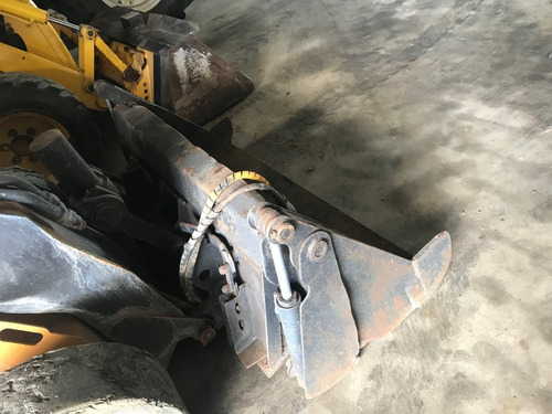 Imagen 6 de 15 de Minipalas Bobcat Y Jcb