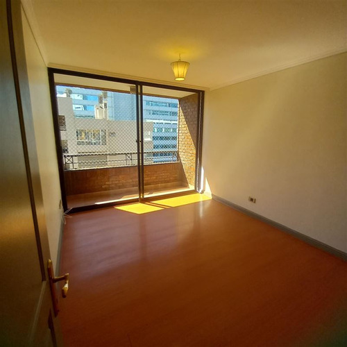 Departamento En Arriendo De 3 Dorm. En Las Condes